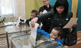 Ukrainians in the western city of Lviv cast their votes. 