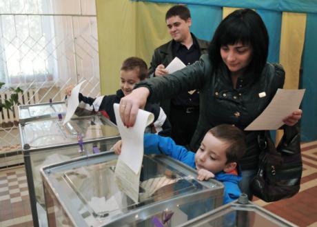 Ukrainians in the western city of Lviv cast their votes.