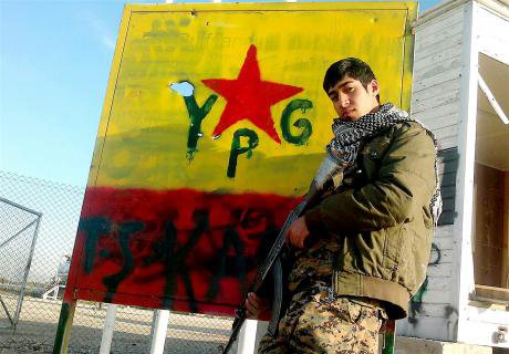Rojava_YGP_Fighter.jpg