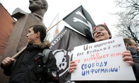 Russia-censorship-protest-Roma--Yandolin.jpg