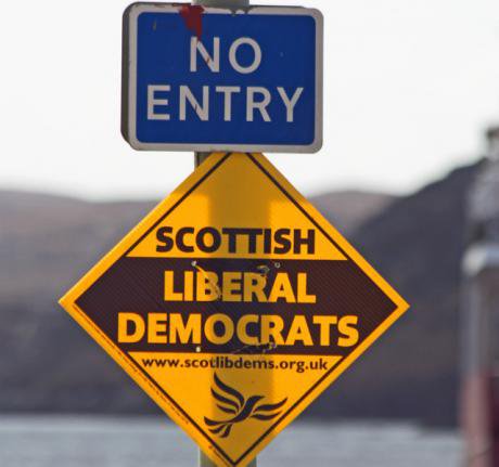 ScottishLiberalDemocratsNoEntry-Stornoway-Scotland-20100407.jpg