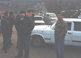 Shukhnukh residents protesting.jpg