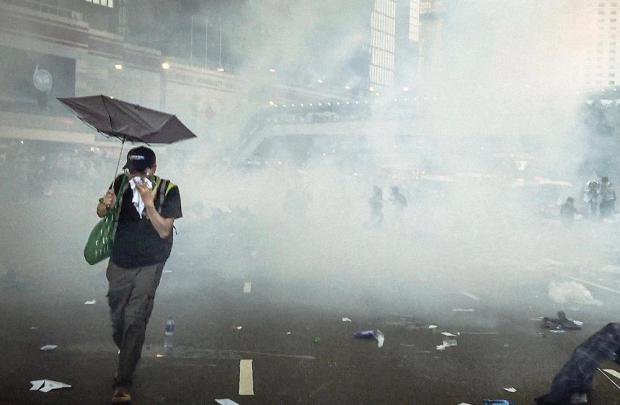 Studio Incendo. Tear gas, umbrella movement protest 2014. Flickr (2).jpg