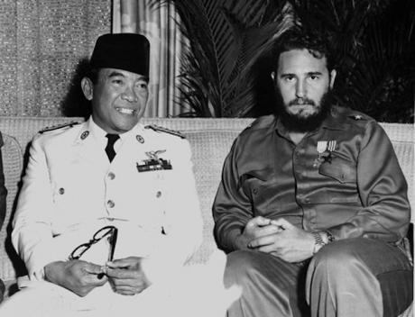 Sukarno_and_Fidel,_1960.jpeg