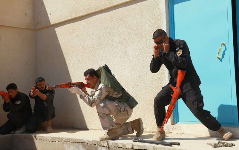 Iraq SWAT team training