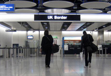 UK_Border,_Heathrow.jpg
