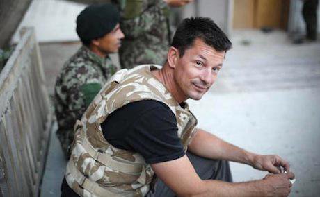 War photographer John Cantlie in the Pech valley, Afghanistan June 2012 Photo by a friend:Wikimedia Commons. Some Rights Reserved.jpg