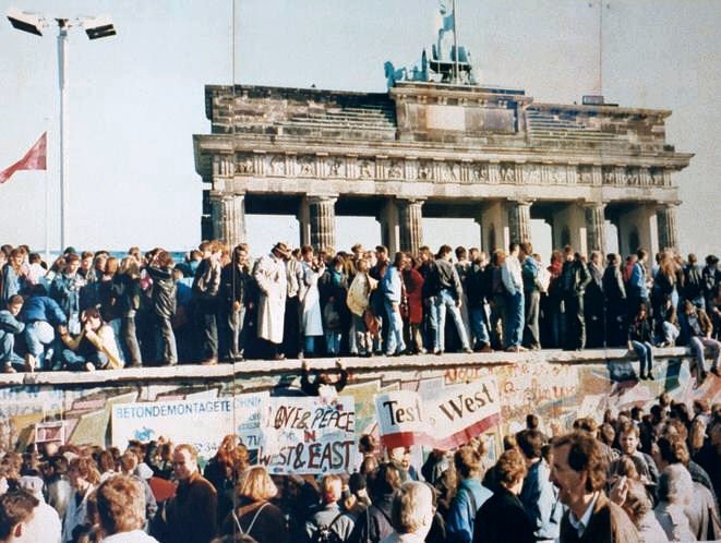 East and West Germans at the Brandenburg Gate, 1989