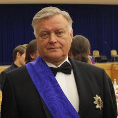 Vladimir Yakunin awarded a medal for 'Faith and Loyalty' in Moscow, December 2013.