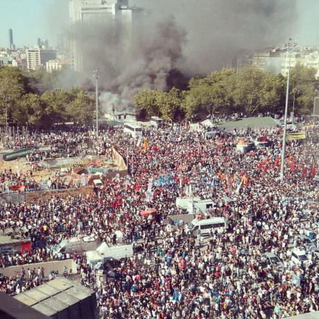 gezi kalabalık5_0.jpg