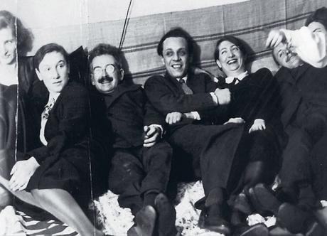 loffit-walter-benjamin-el-pensador-que-filosofaba-a-saltos-05_0.jpg