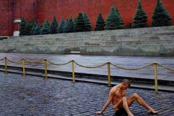 pavlensky_red_square.jpg