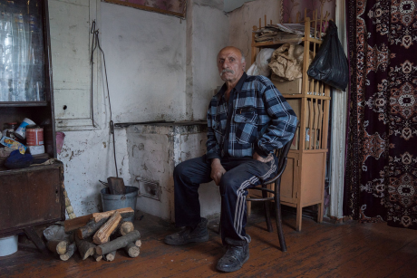работник шахты «Алмазная» Александр Ильянов copy.png