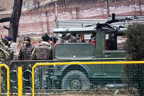 Indian army truck and soldiers in Srinagar, Kashmir.