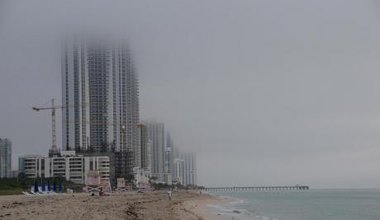 trump towers in fog.jpg