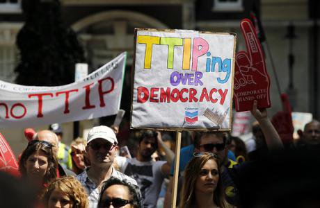 ttip8.jpg