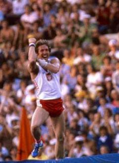 Polish pole vaulter Władysław Kozakiewicz, 1980 Summer Olympics. Wikimedia Commons. Some rights reserved.