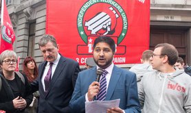 yaseen-aslam-speaking-at-Precarious-labour-strikes-back-protest-by-Guy-Benton.jpg