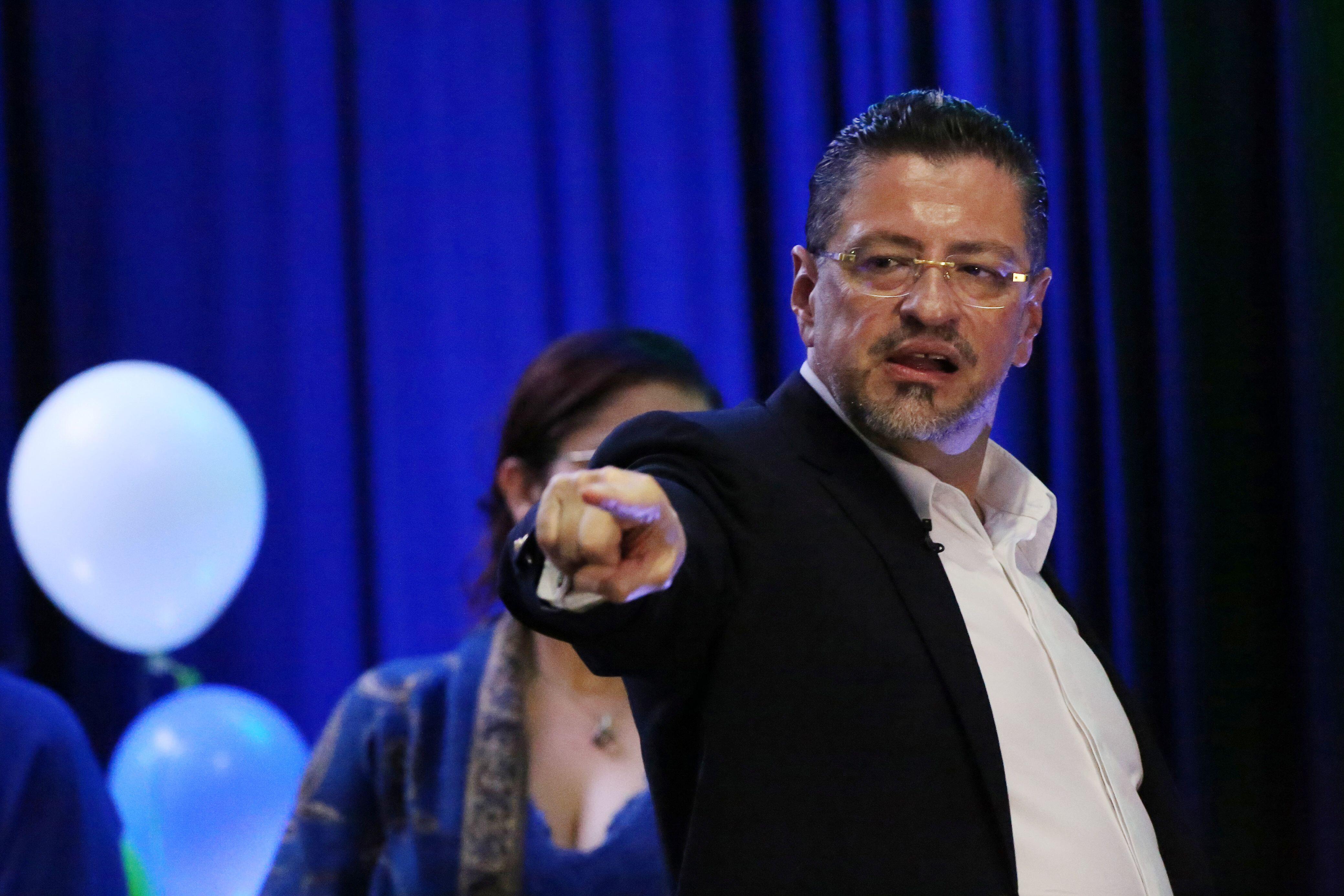 En medio de alta abstención, Rodrigo Chaves es elegido presidente de Costa  Rica | openDemocracy